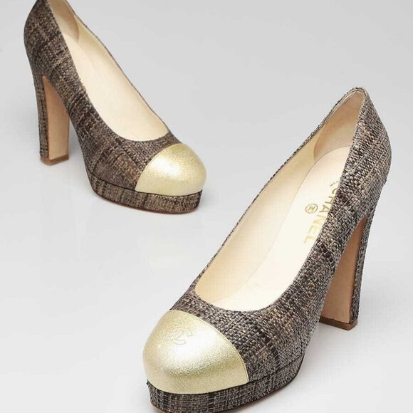 Chanel Grey Raffia and Patent Leather Cap Toe Platform Pumps Size 10.5/41 - Picture 2 of 4